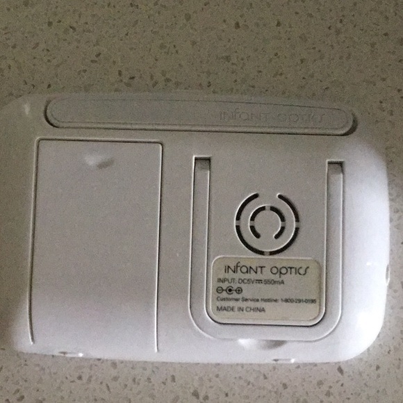 DXR-8 Wireless Digital Video Monitoring System - White - Picture 5 of 6